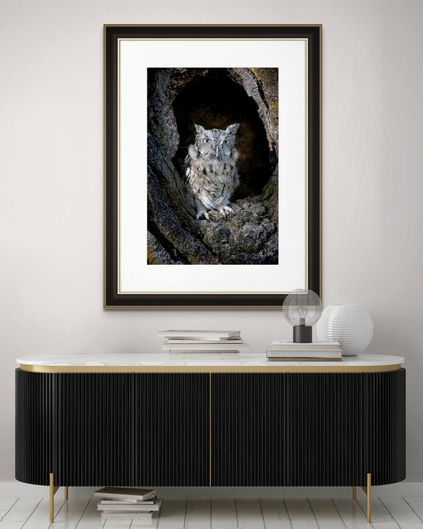 Title: Peek of the Hollow